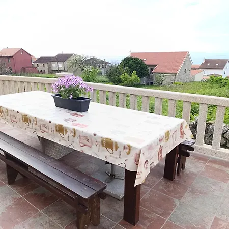 Casa Pepa De Enrique Holiday home Lira (A Coruna)